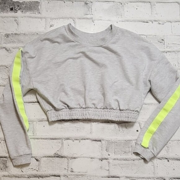 ASOS DESIGN Cropped Sweatshirt - Picture 5 of 7